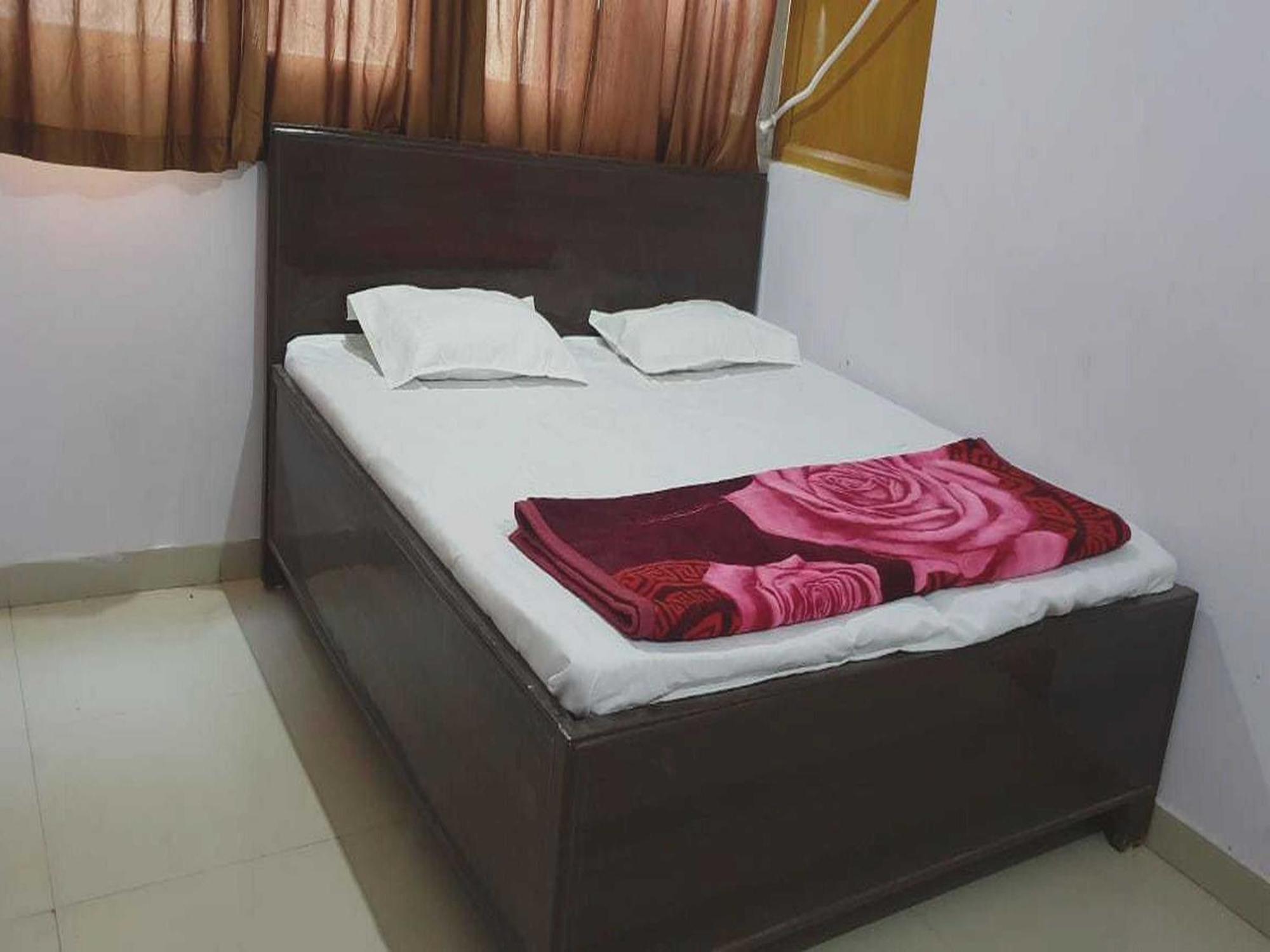 Hotel O Rr Guest House Patna  Exteriör bild